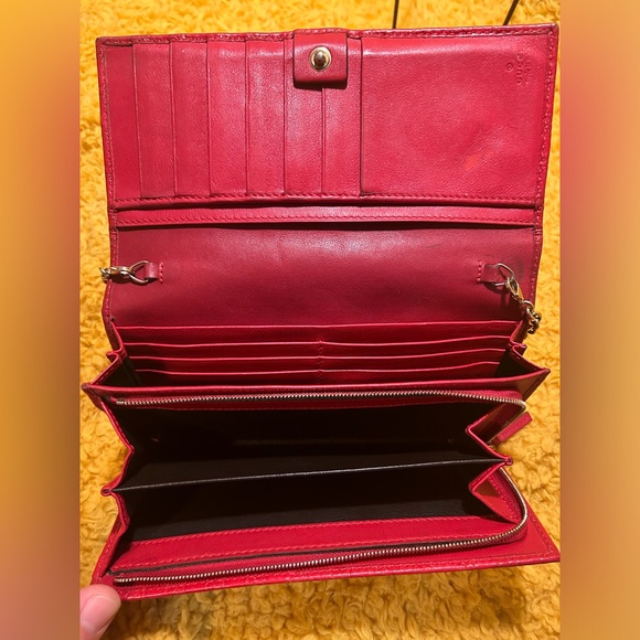 Gucci Guccissima Red Heart Continental Long Wallet w/ Chain - Picture 8 of 16